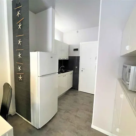 In 42846 Apartment *