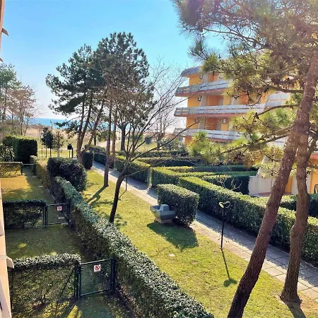 Apartment In 42846 *